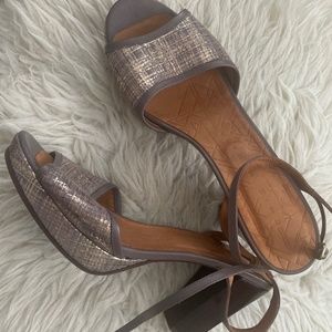 Women’s size 10 ankle strap platform sandal